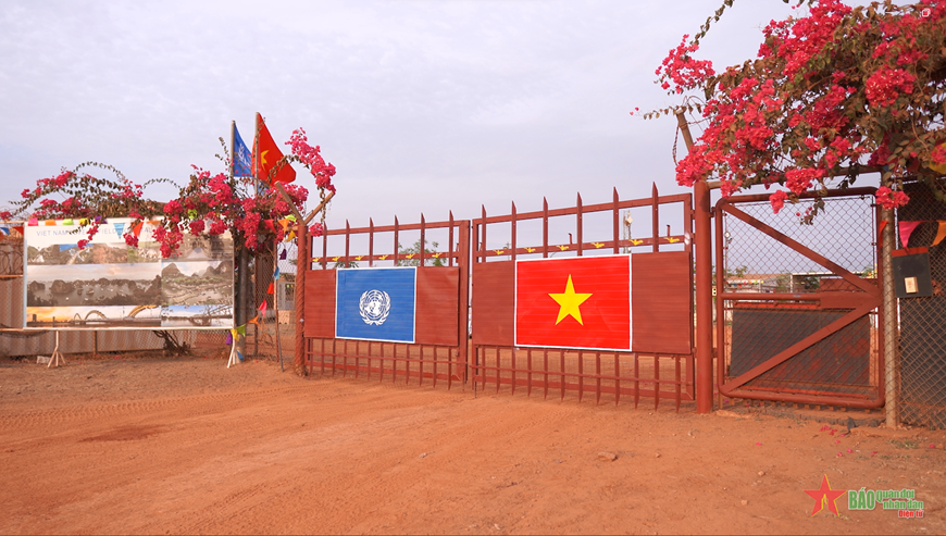 /UploadStore/admin/240203 Khong khi don tet tai UNMISS/02.png